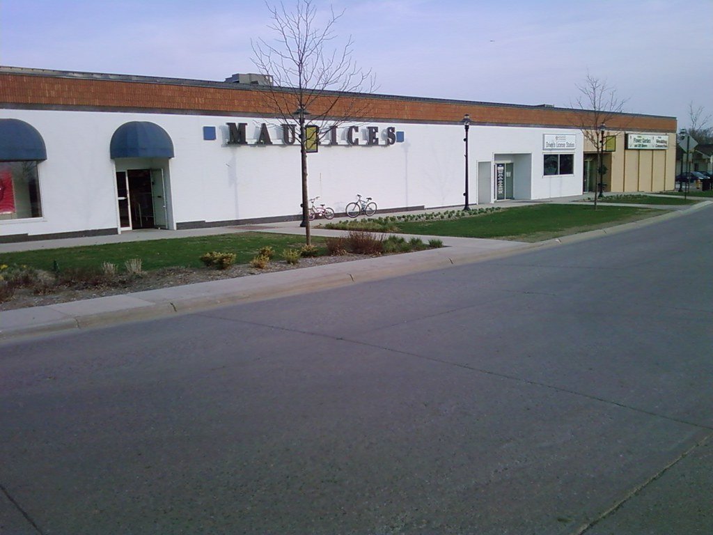 westgate mall - carroll, iowa - maurices / the flower gard… | flickr