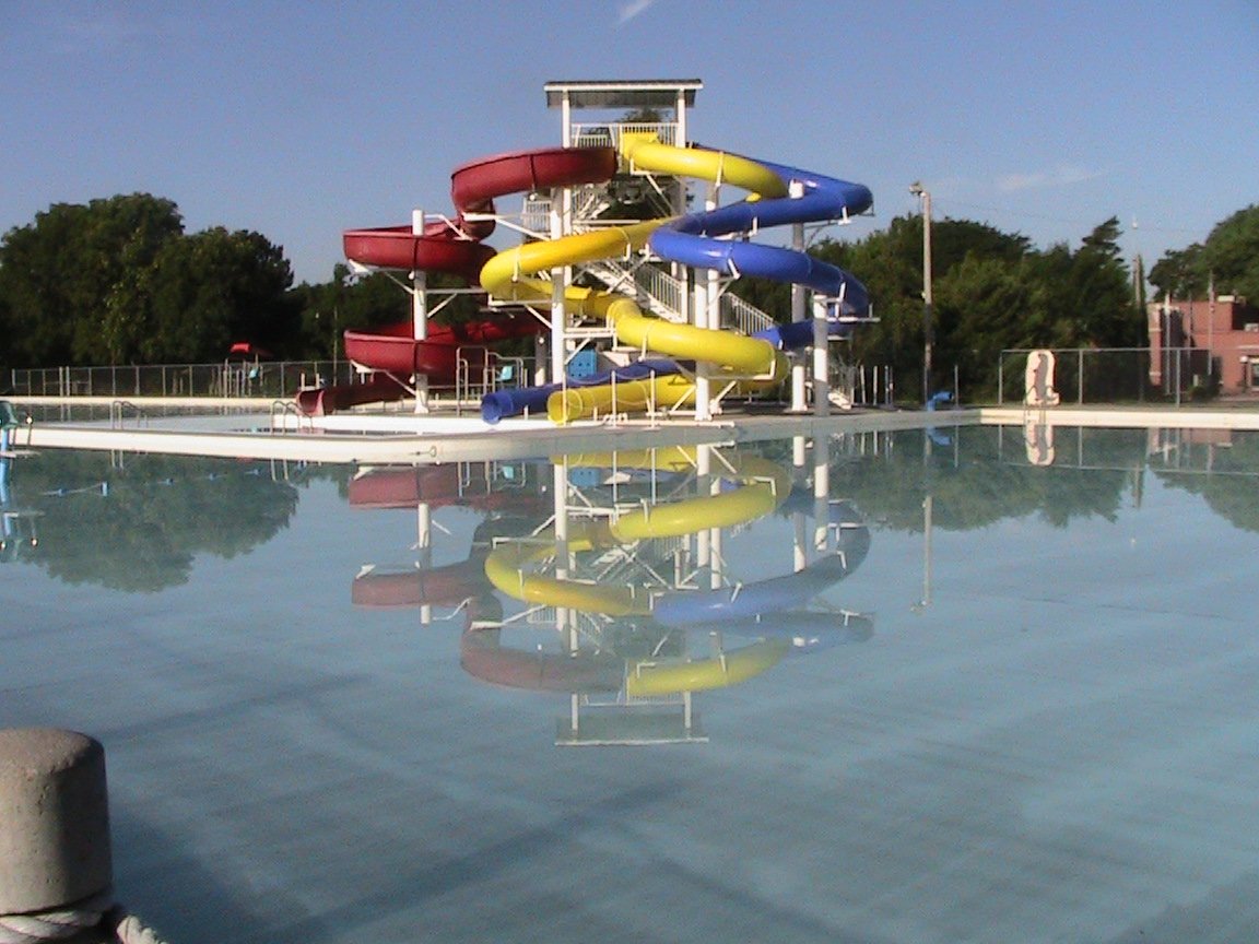 the big pool | facilities | garden city