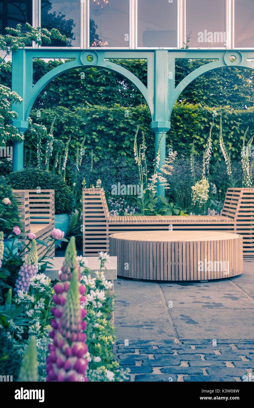 500 years of covent garden' show garden at the 2017 chelsea flower
