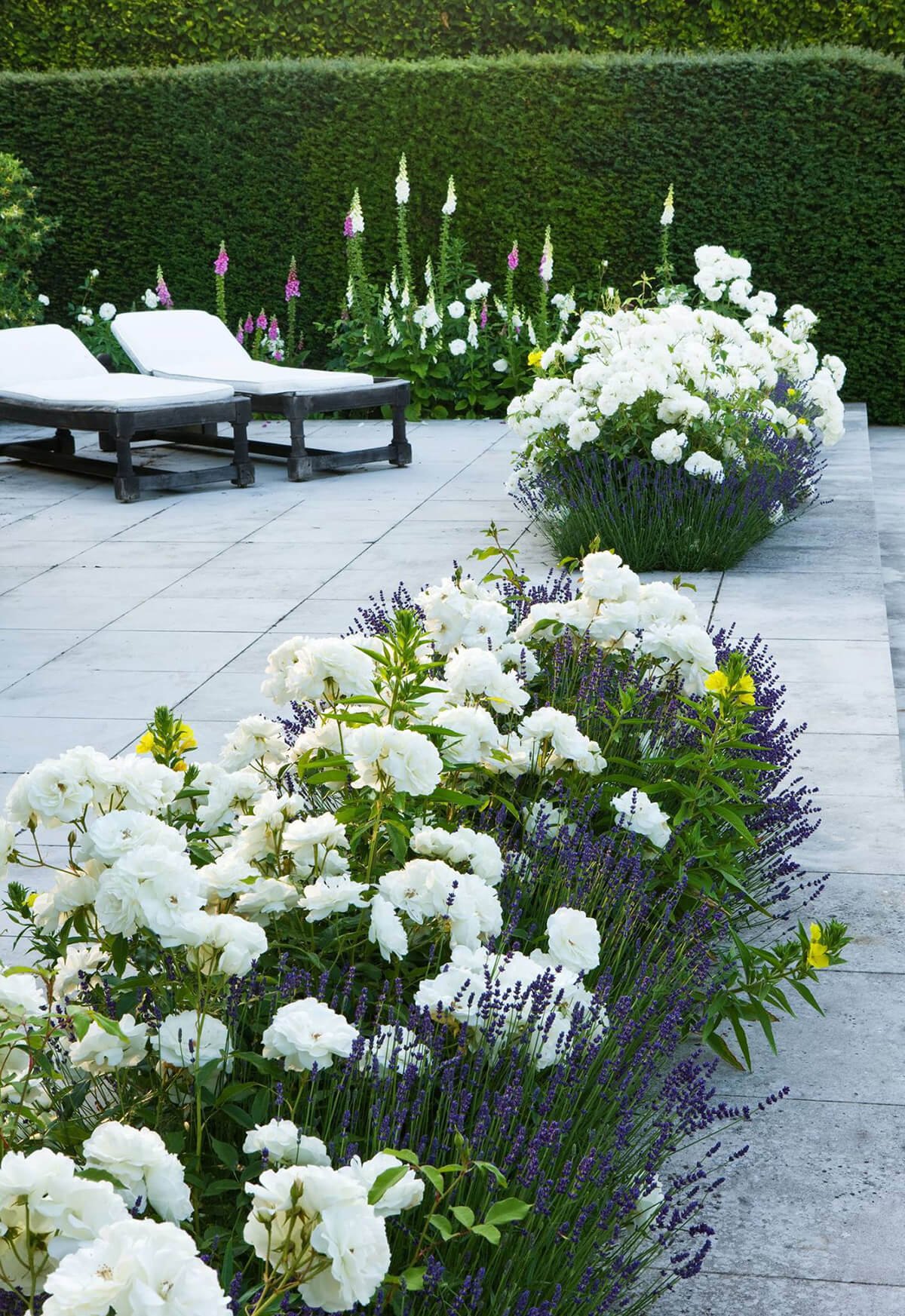 27 best flower bed ideas (decorations and designs) for 2019