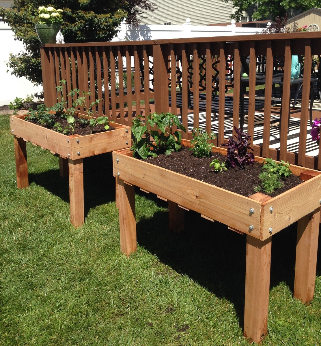 new counter height planters in use | ana white | building a raised