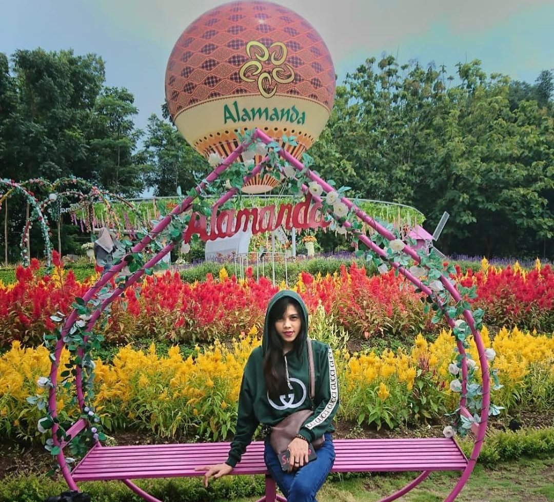 lokasi, akses dan tiket masuk alamanda flower garden: wisata di