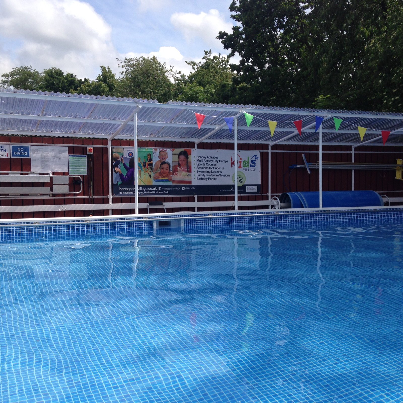 panshanger primary school » swimming pool