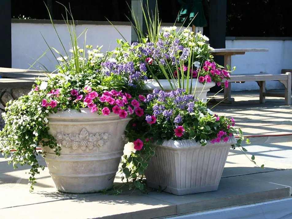 welcome spring: 17 great diy flower pot ideas for front doors