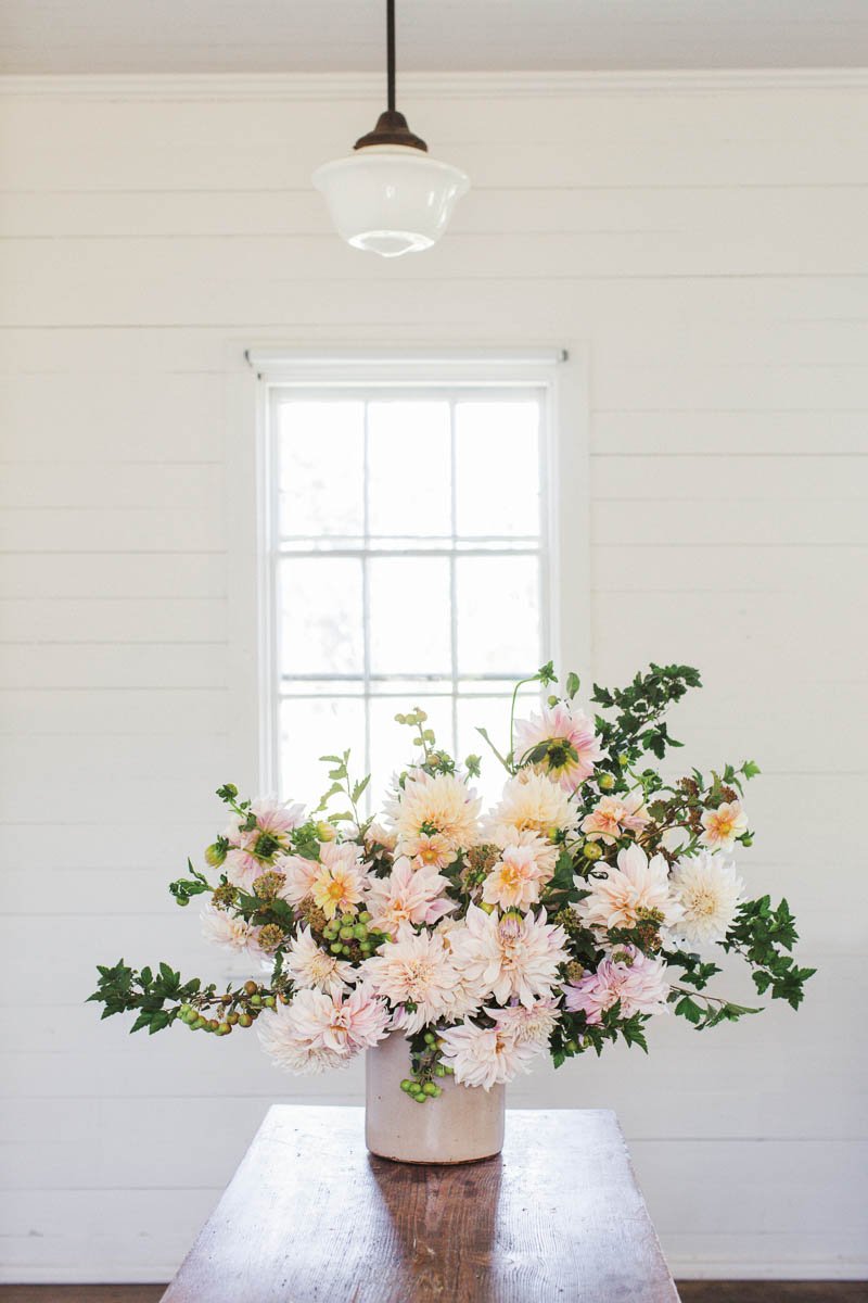 book review: cut flower garden by erin benzakein - cloverhome