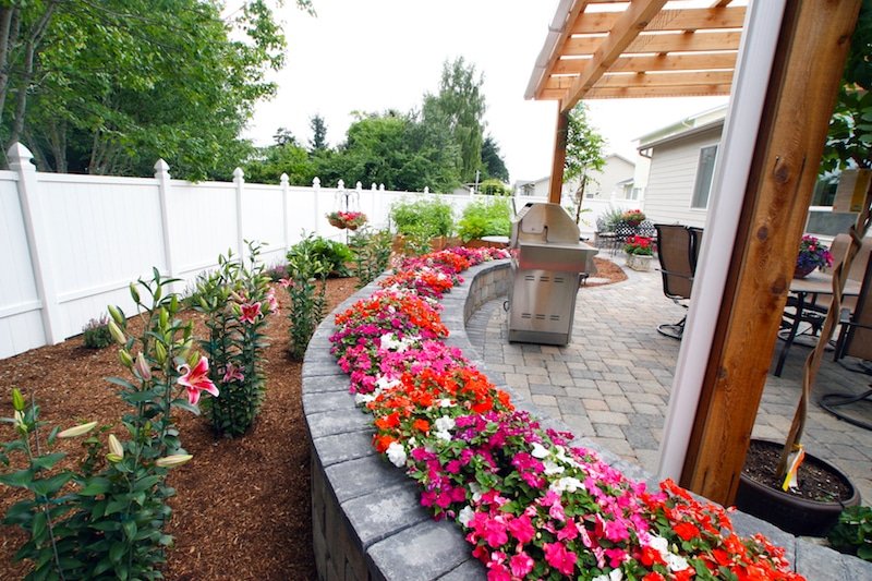 top 10 low maintenance flower bed ideas - green acres landscape salem