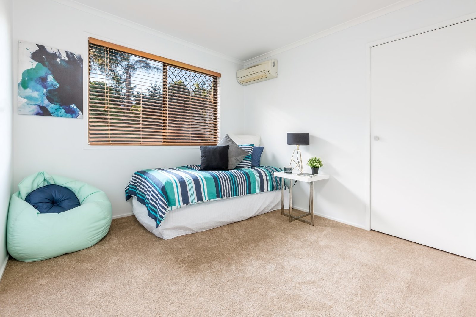 6 holloway drive, everton park qld 4053 - pinnacle